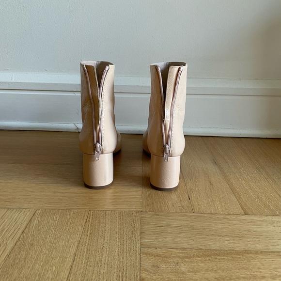 Stuart Weitzman patent leather ankle boots - Picture 4 of 6